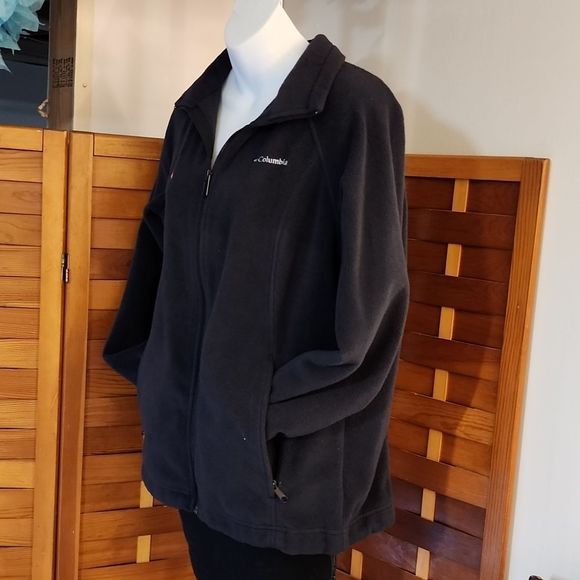 Columbia Jacket - Picture 3 of 10